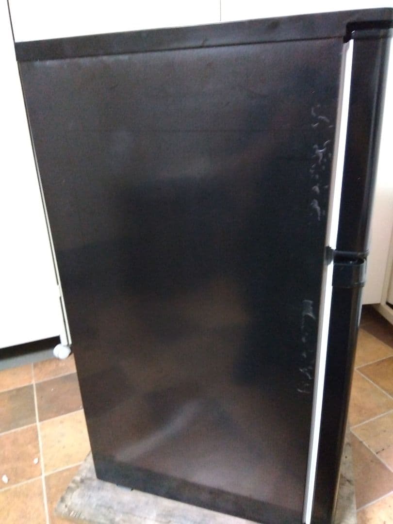 美品 ヤマダ 2ドア冷蔵庫 REFAGE YRZ-C09MK 2025年製