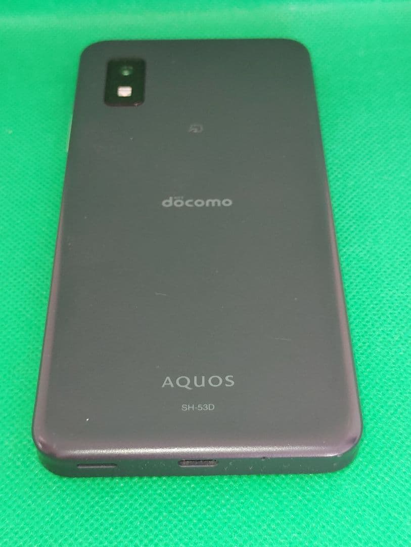 【docom】 AQUOS Wish3 SH-53D【SIMフリー】