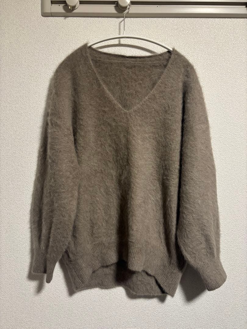 【月末までタイムセール】ラウンジドレス ファーカシミヤVネックニット