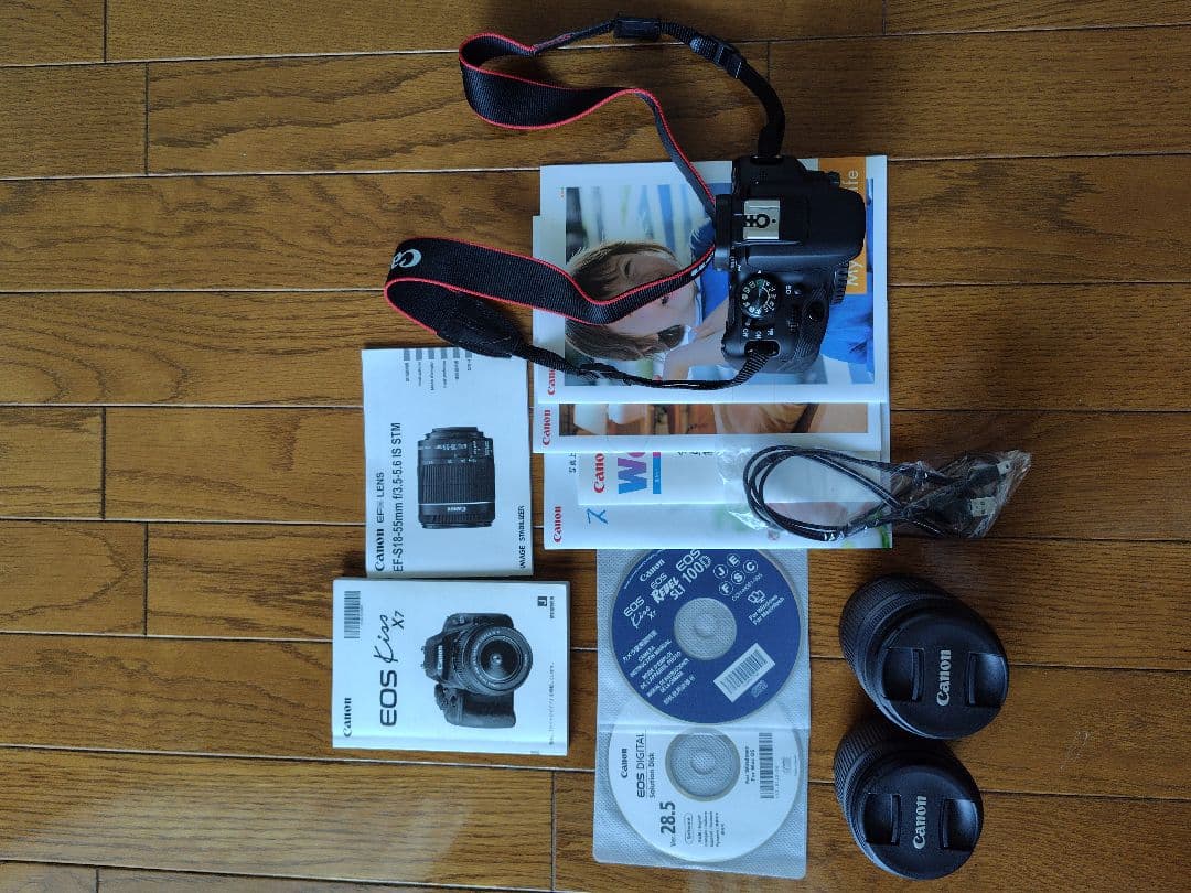 【美品】 Canon EOS Kiss X7 ダブルズームキット