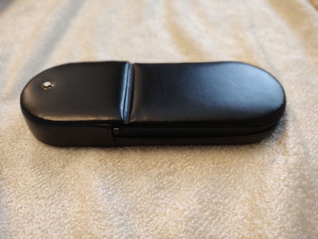 MONTBLANCペンケース3本さし