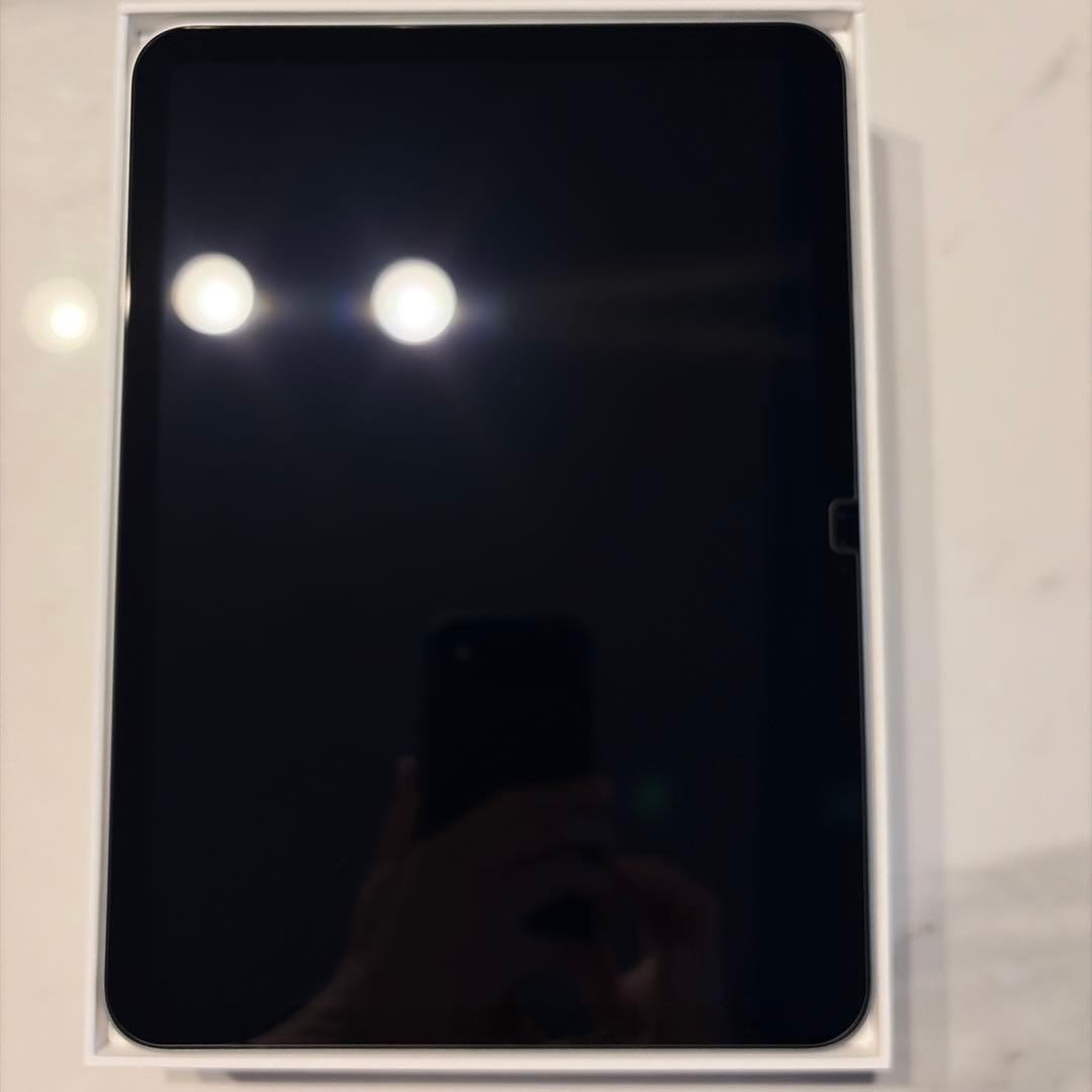 iPad第10世代 64GB シルバー WiFi