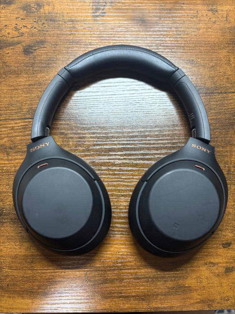 SONY ヘッドホンケース付き　WH-1000XM4