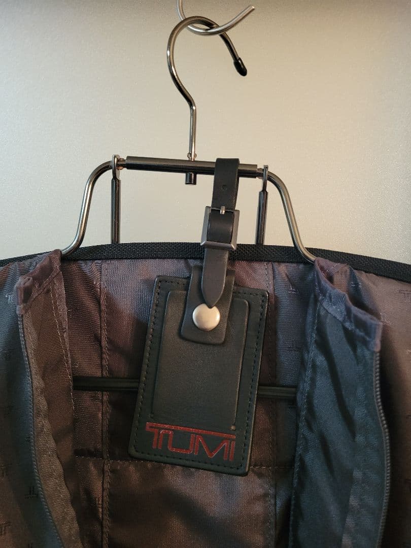 未使用 TUMI トゥミ ガーメントバッグ スーツケース 衣装収納 旅行バッグ