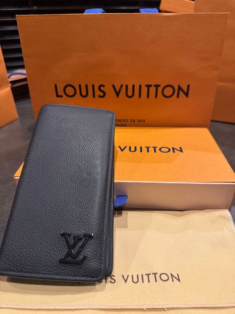 ノエルイヴィトン ポルトフォイユ ブラザ アエログラム トリヨン 二つ折り