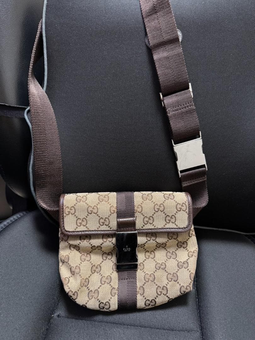 GUCCI グッチ ウエストバッグ ウエストポーチ GGキャンバス