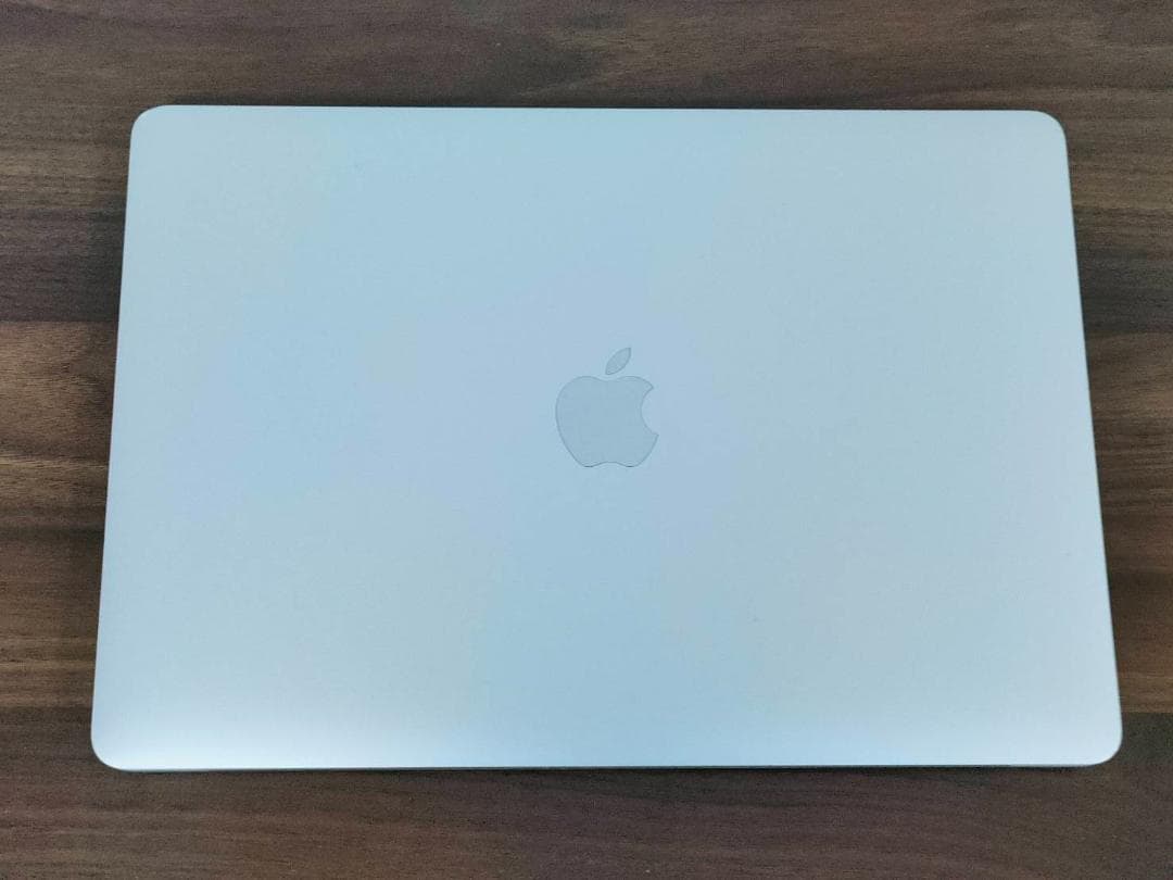 充電241 MacBook Pro 2020 13インチ i5 256G USキ