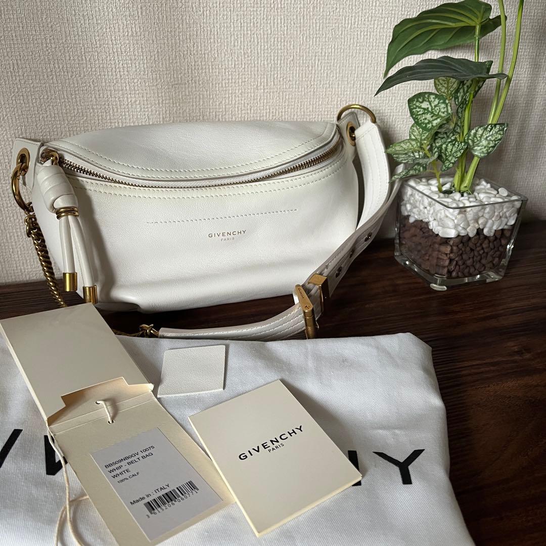 【美品！！】GIVENCHY ジバンシー ジバンシィ ボディバッグ ロゴ レザー