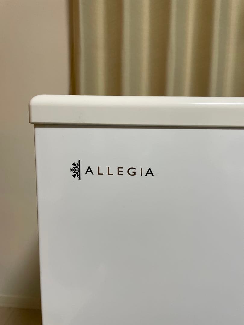 お値下げしました！【美品】アレジア冷凍庫小型上開き41Lスリム　常に音は静かです