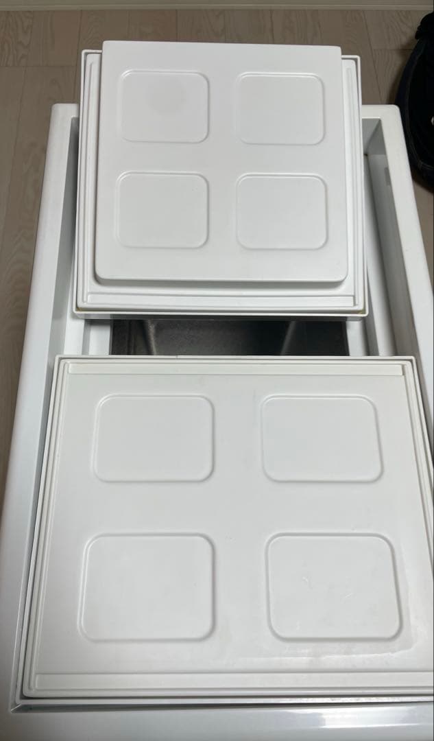 お値下げしました！【美品】アレジア冷凍庫小型上開き41Lスリム　常に音は静かです