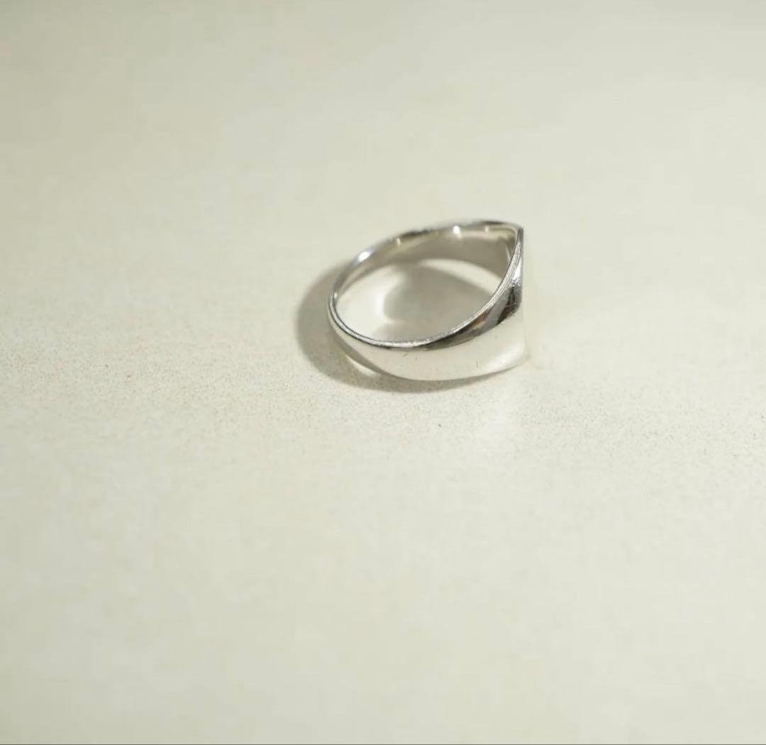 TOM WOODトムウッドMini Signet Oval ミニシグネットリング