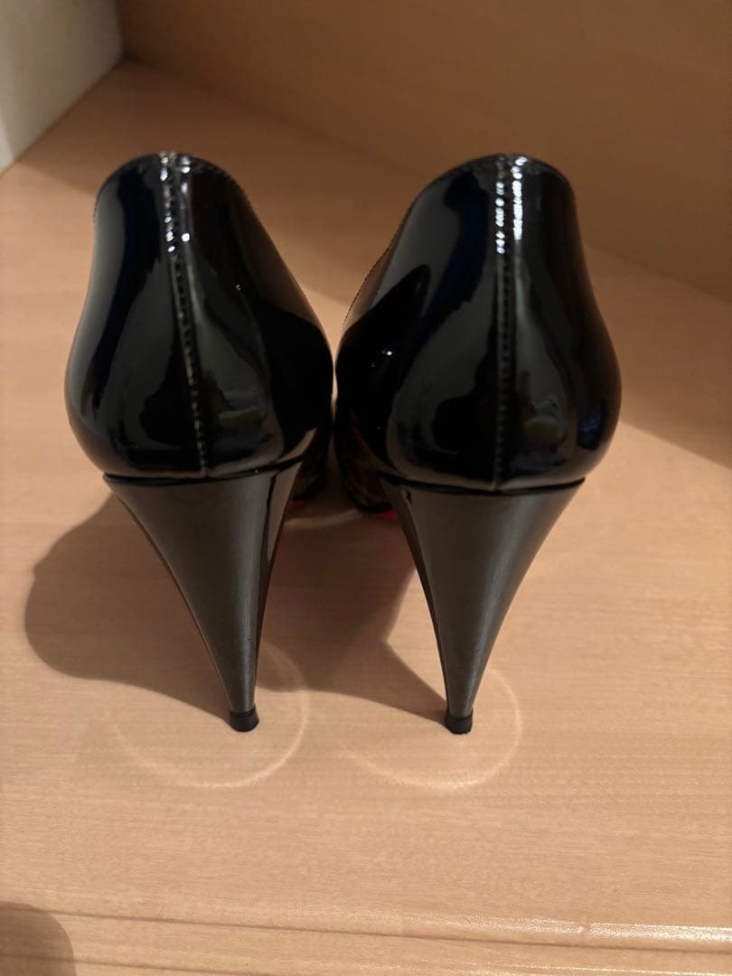 Christian Louboutin ヒョウ柄オープントゥハイヒール