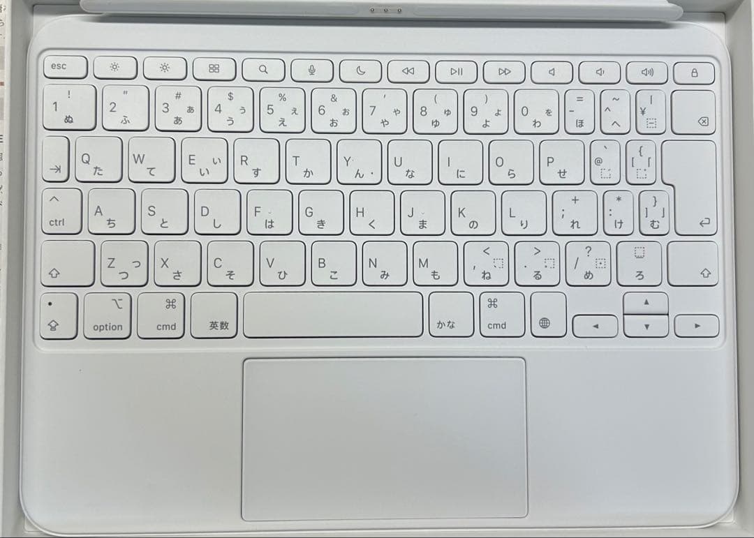 y*5様 Apple iPad Magic Keyboard Folio