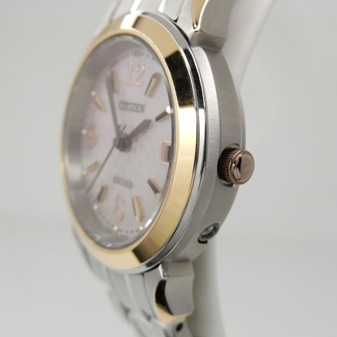 ✴美品稼働品 シチズン エクシード チタン 白蝶貝 エコドライブ電波時計 15㎝