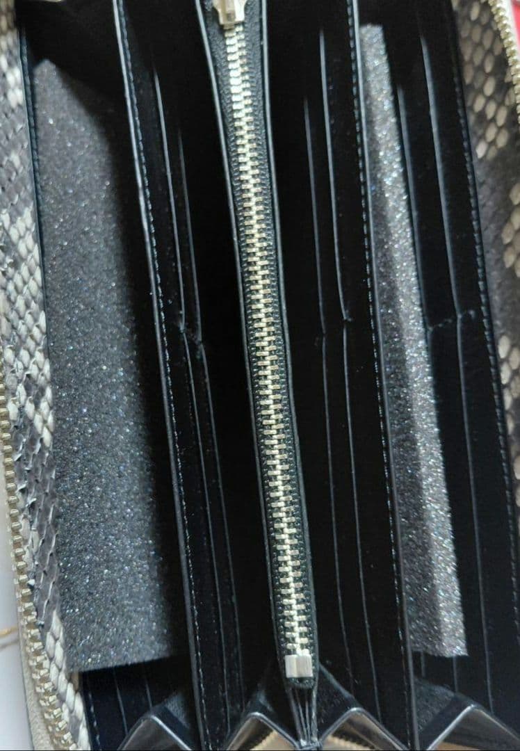 東京クロコダイル　パイソン　長財布