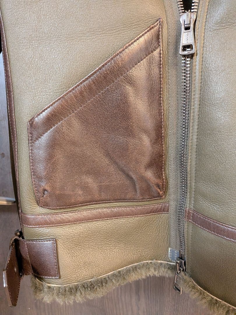 AKM　ムートンジャケット　グリーン