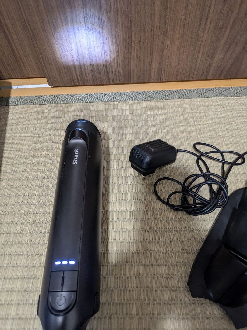 WV416JGY Shark シャーク