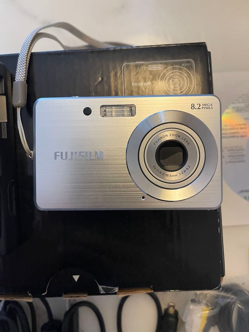 FUJIFILM FINEPIX J10 デジカメ