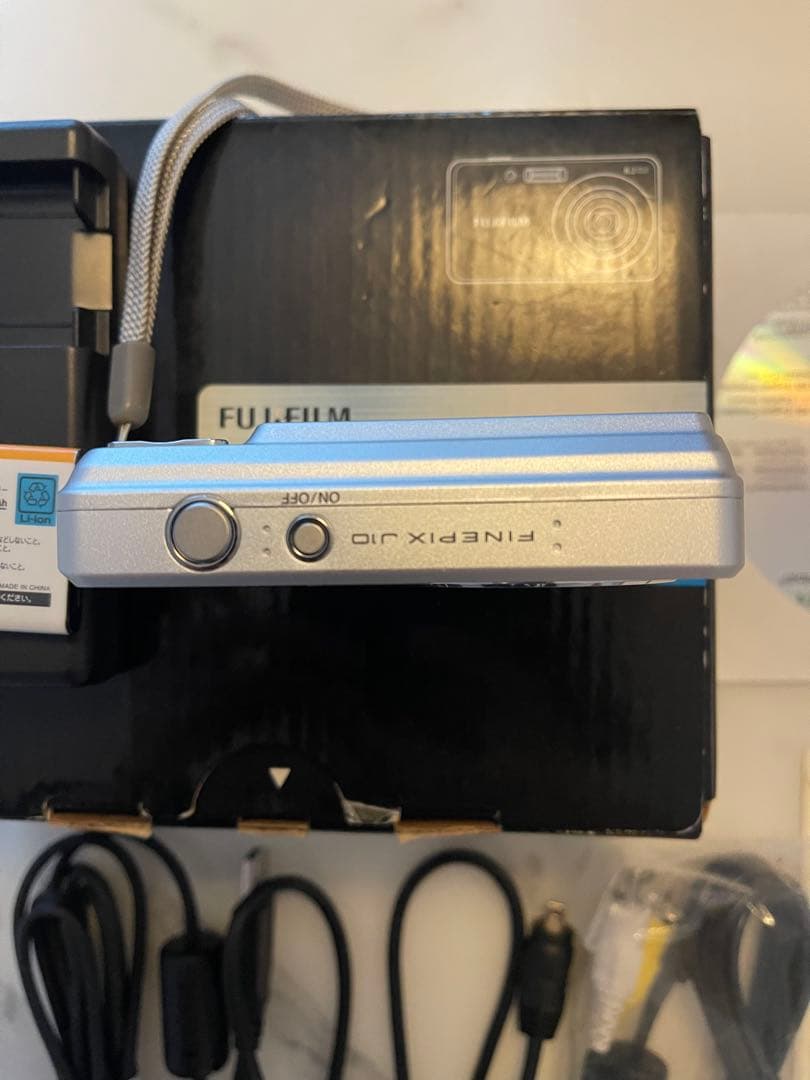 FUJIFILM FINEPIX J10 デジカメ