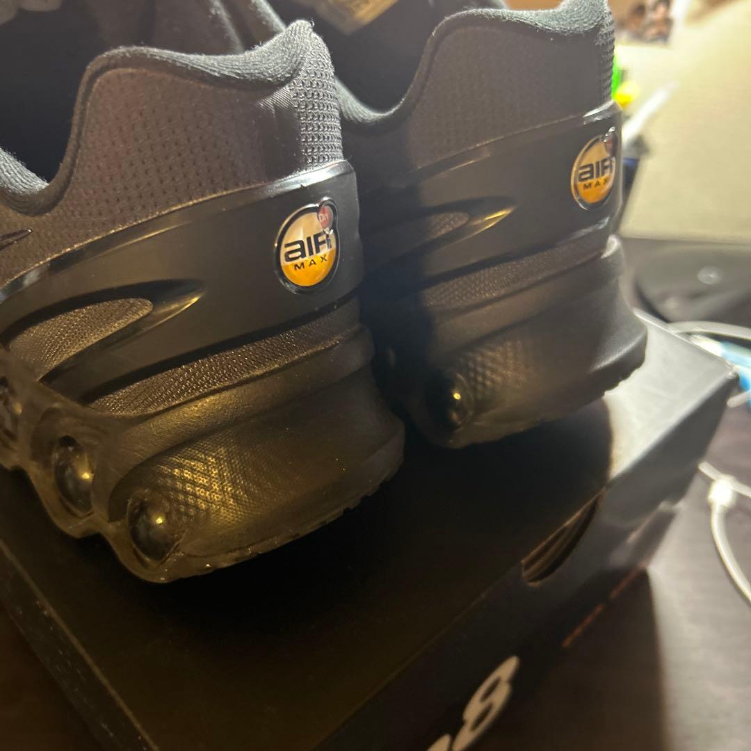 AIR MAX DN8ブラック