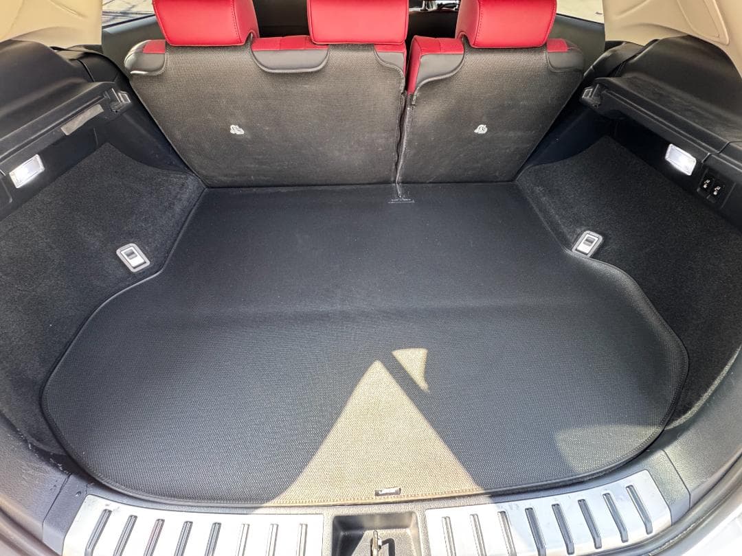 レクサス　ＮＸ３００ｈ　ロングラゲージマット（純正品）