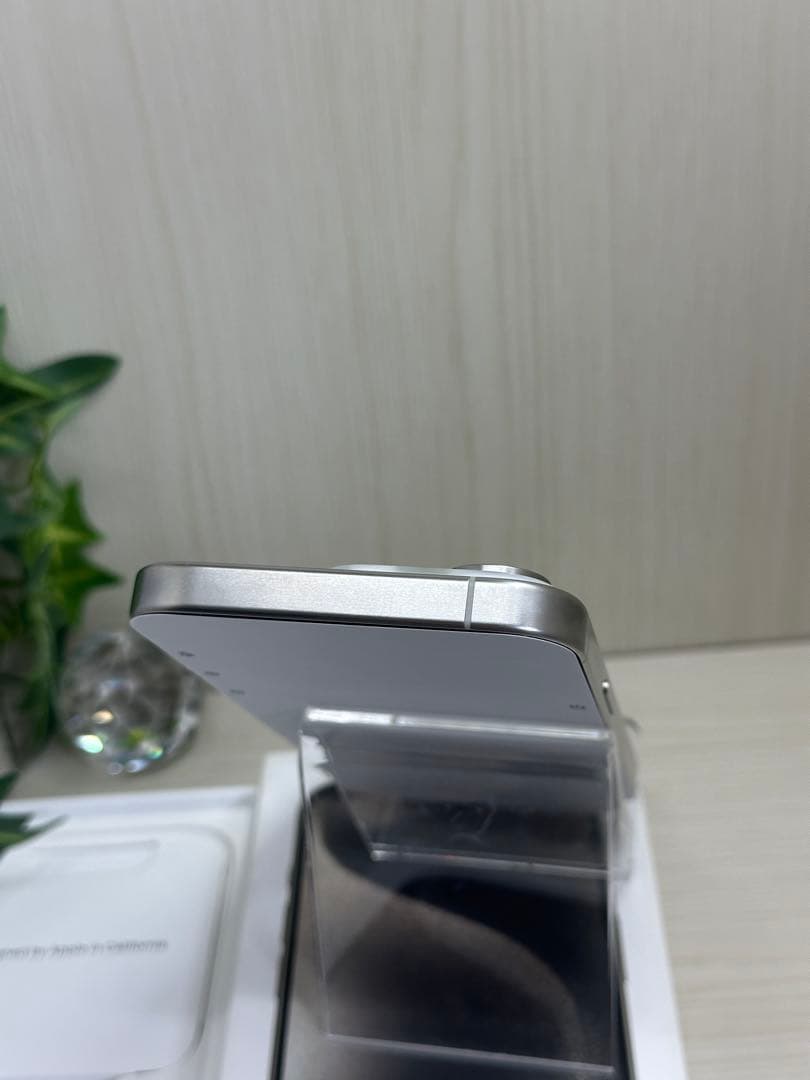 ✨外装ほぼ新品✨Apple iPhone 15 Pro 128GB❣️89％