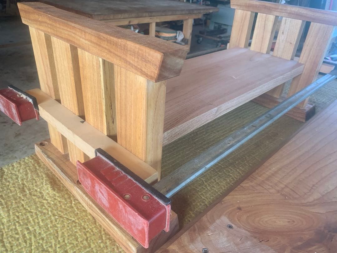 ☆miyako!☆座卓♦︎栴檀一枚板天板スッキリ形状脚枘組＊強度有➕棚板取付