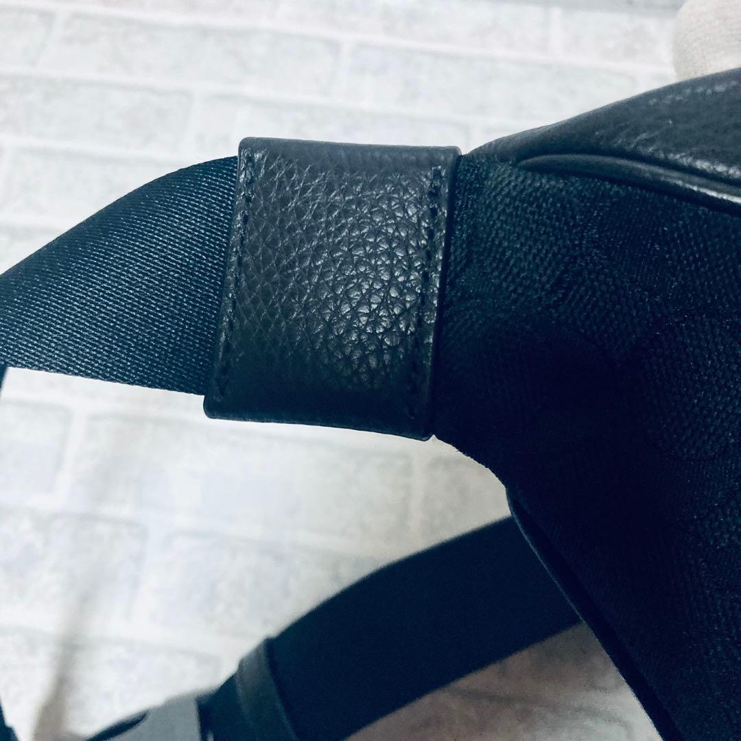 【美品】　COACH ウエストポーチ　ボディバッグ　トンプソン シグネチャー