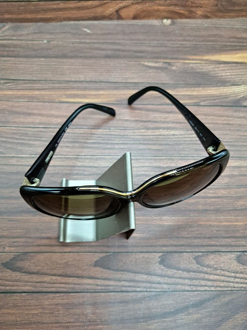 FENDI　フェンディ　サングラス　レディース