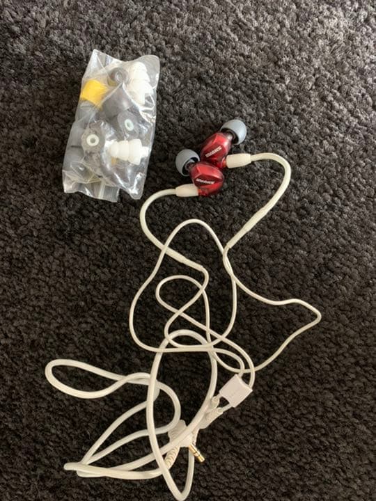 イヤホン SHURE SE535