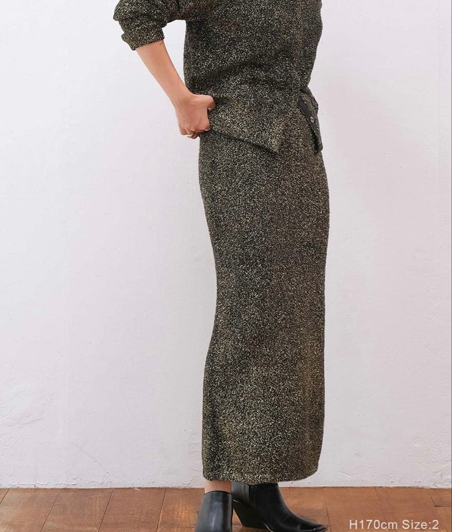 【新品未使用】グリッターニットカーディガン＆Iラインスカート セット売り