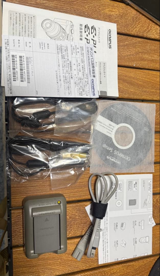 OLYMPUS E-PL1sミラーレス一眼カメラ