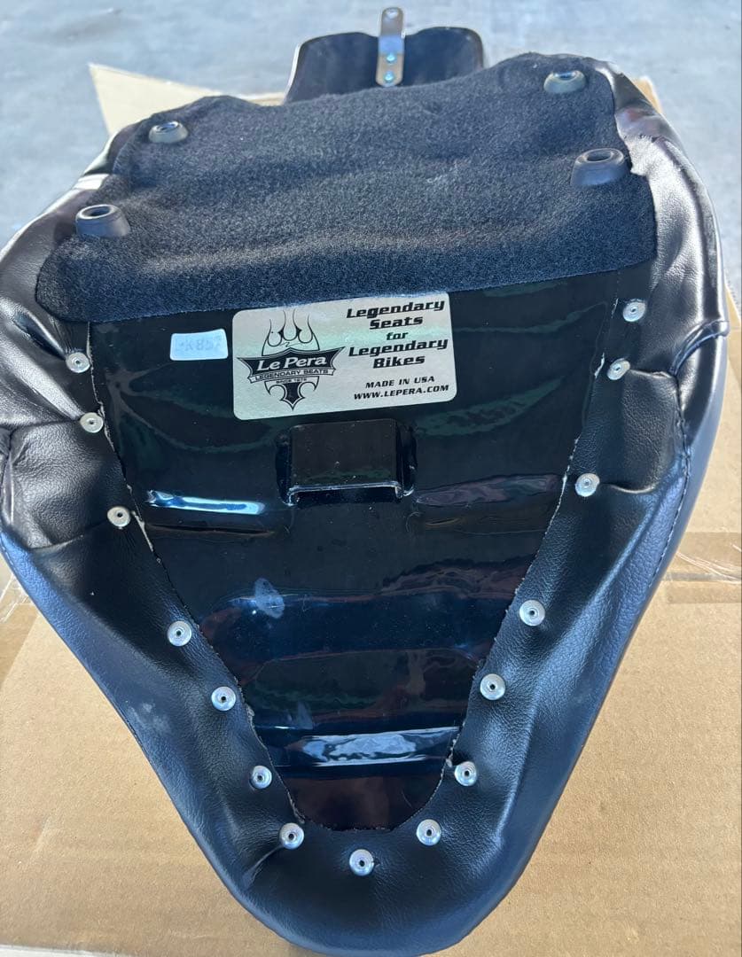 ハーレーダビッドソン用 黒シート