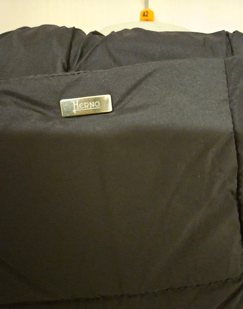 HERNO ヘルノ ウール×ナイロン 異素材切替ダウンコート ネイビー 42