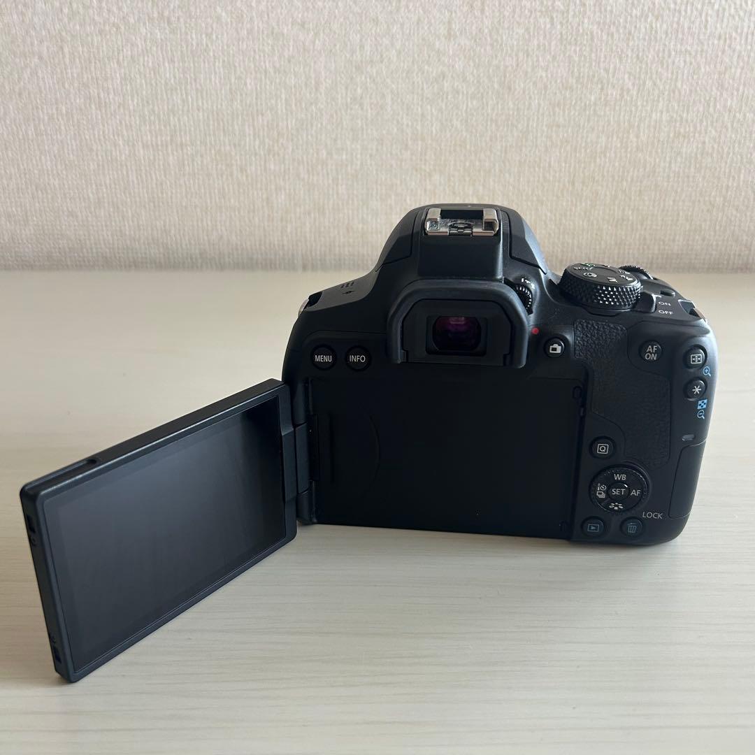 Canon EOS KissX10i ダブルズームセット
