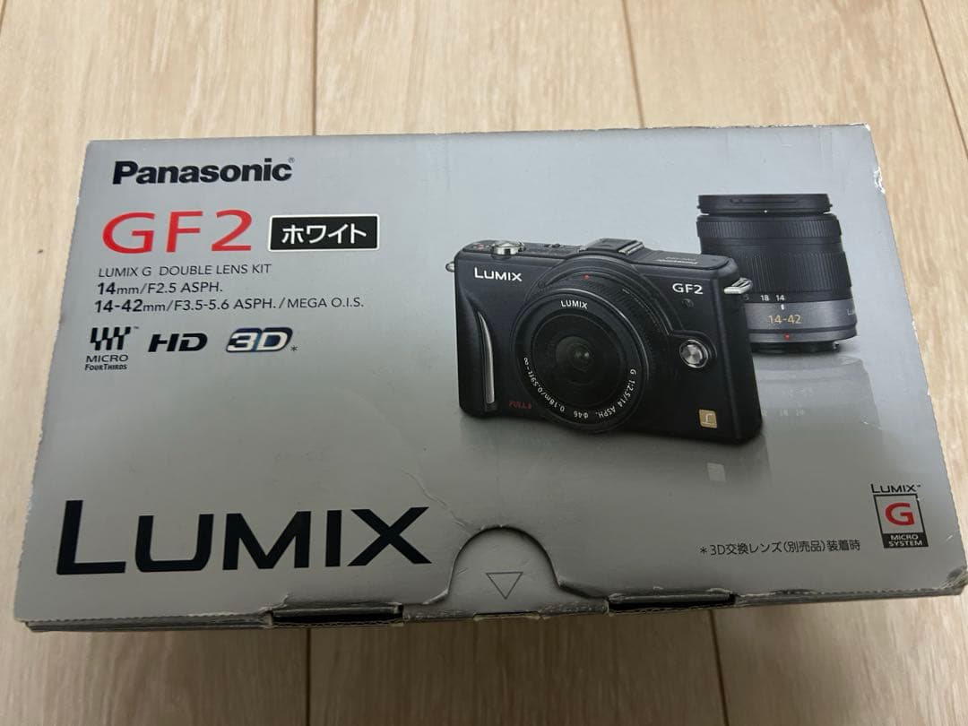 デジタルカメラ Panasonic Lumix GF2