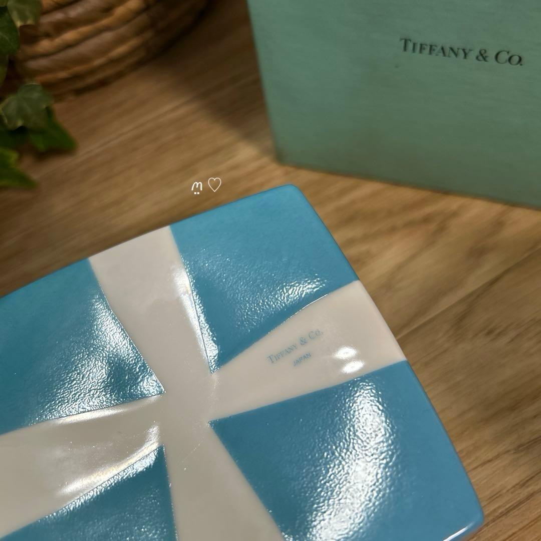 ティファニー　ブルーボウボックス　ラージ　プレゼントリボン　小物入れ　インテリア