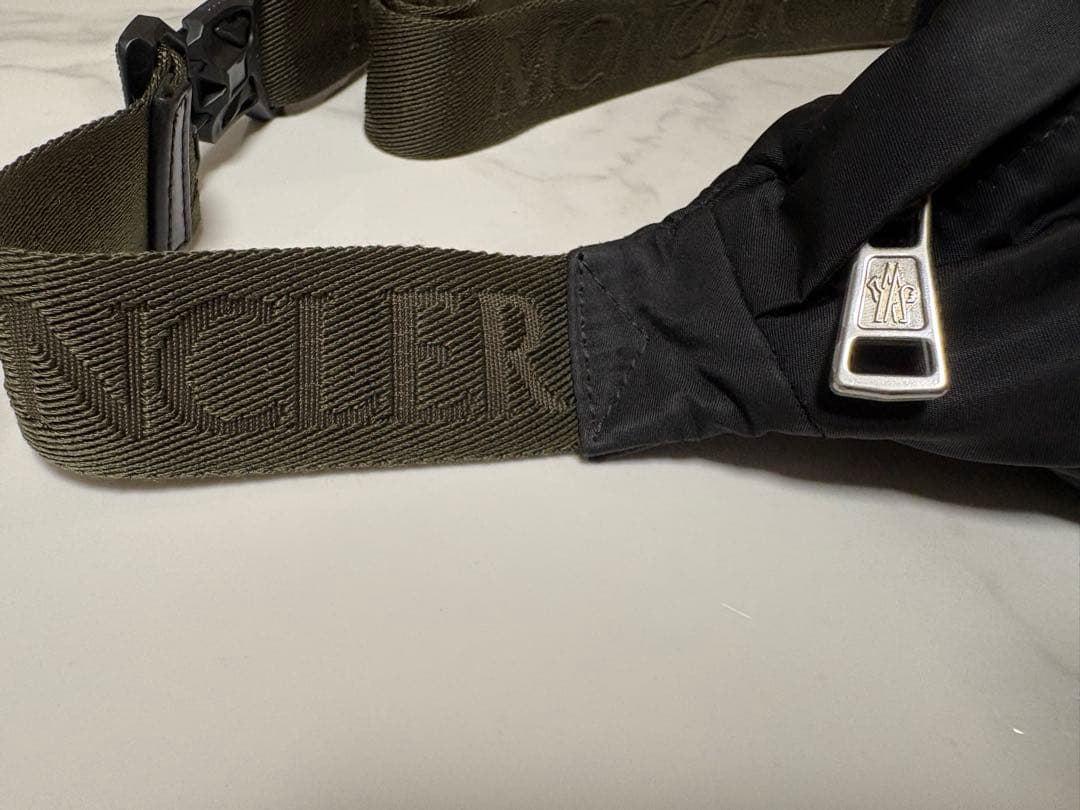 MONCLER ボディバッグ ブラック