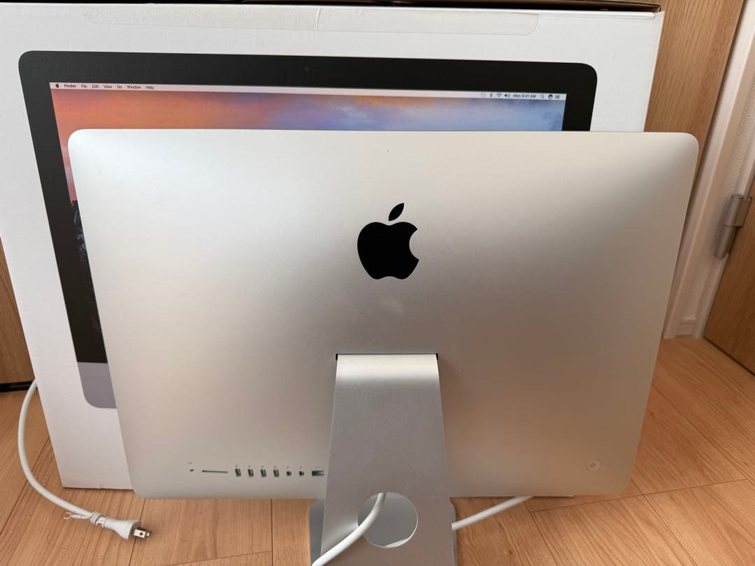 iMac (21.5-inch, Late 2015) キーボード、マウス付き