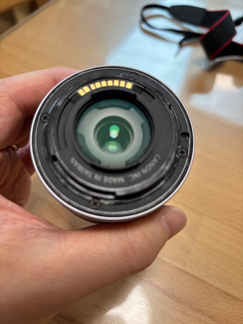 Canon EOS Kiss M2 レンズキット ホワイト 美品 動作確認済み