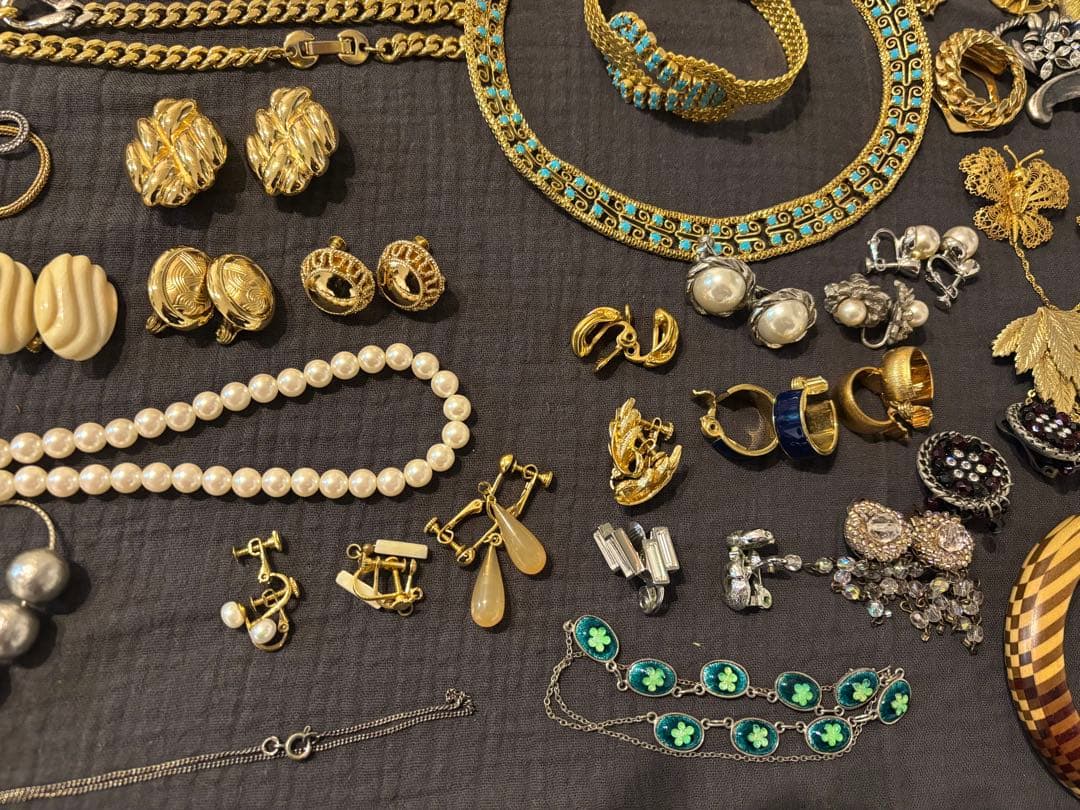 コスチュームジュエリー　まとめ売り