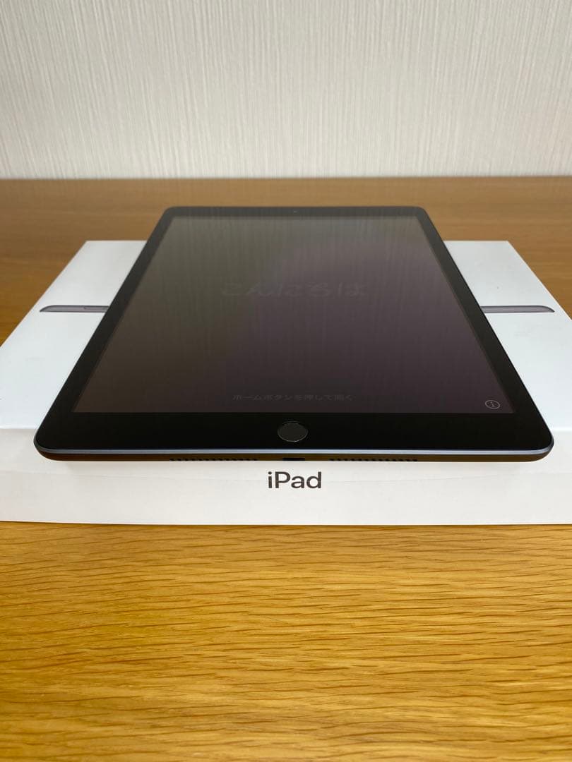 【新品未使用 】iPad 第7世代　128GB 付属品完備　iPad本体