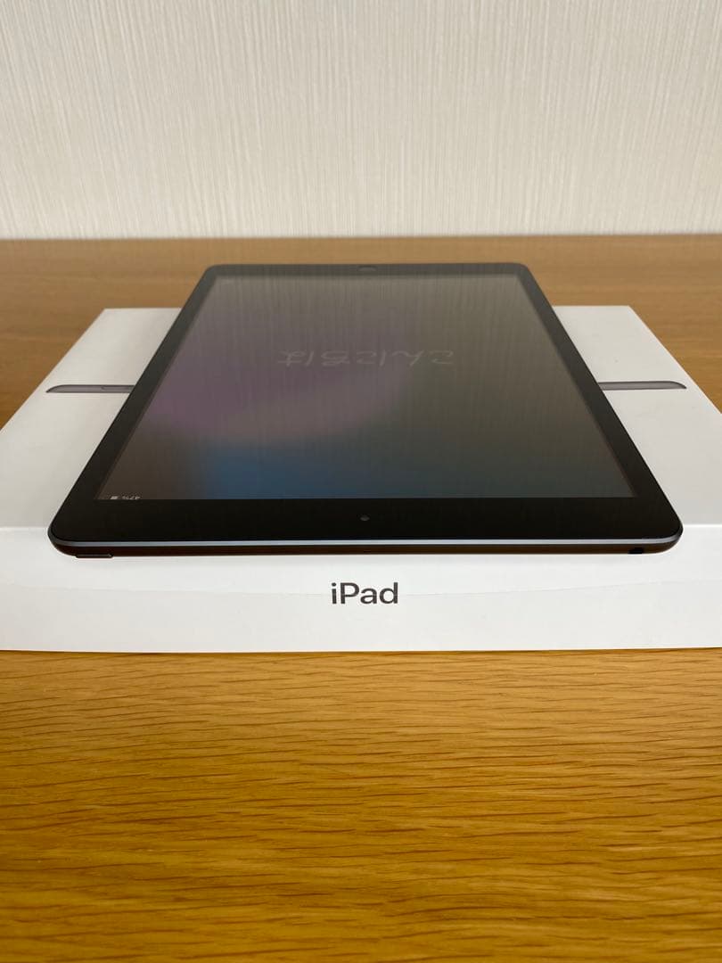 【新品未使用 】iPad 第7世代　128GB 付属品完備　iPad本体