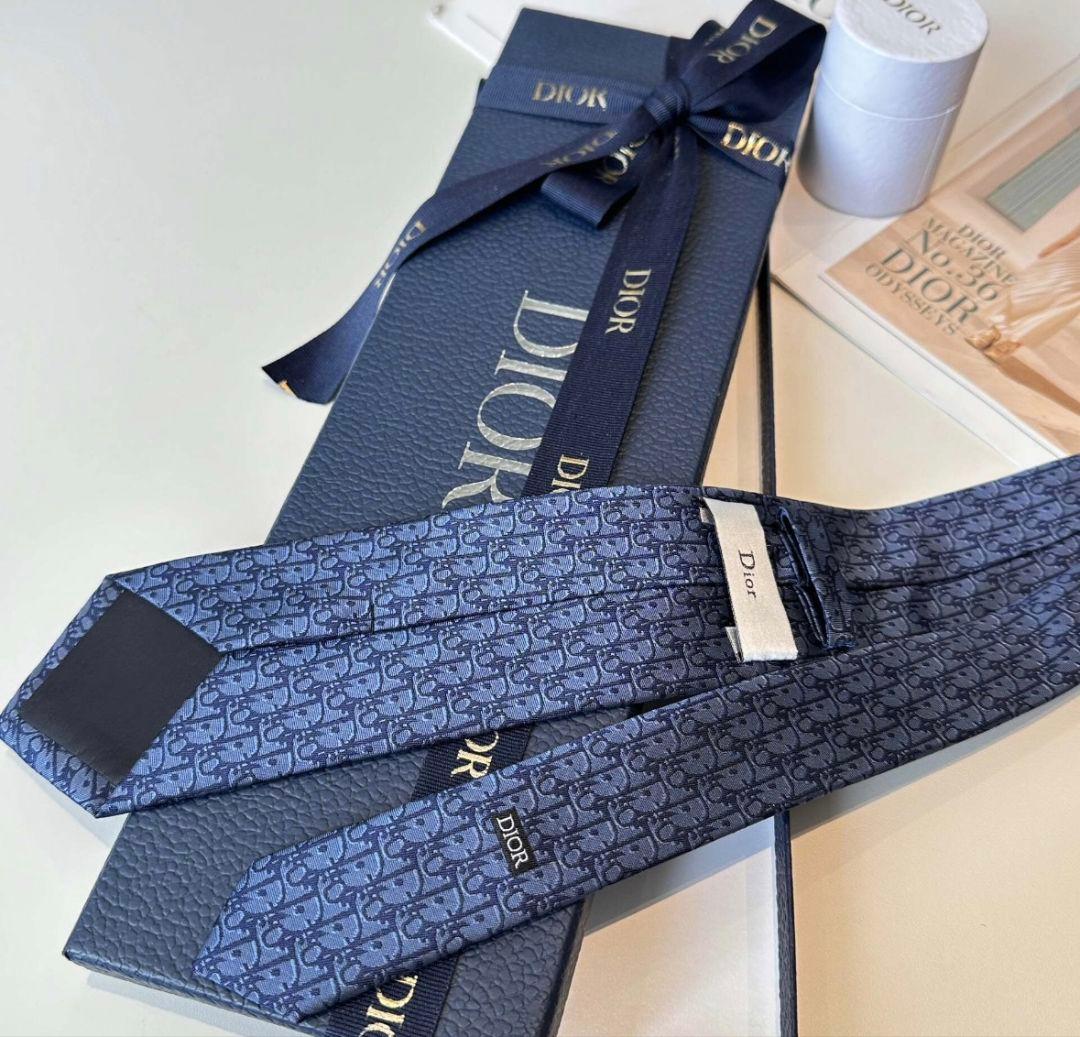 Dior ネクタイ ネイビー