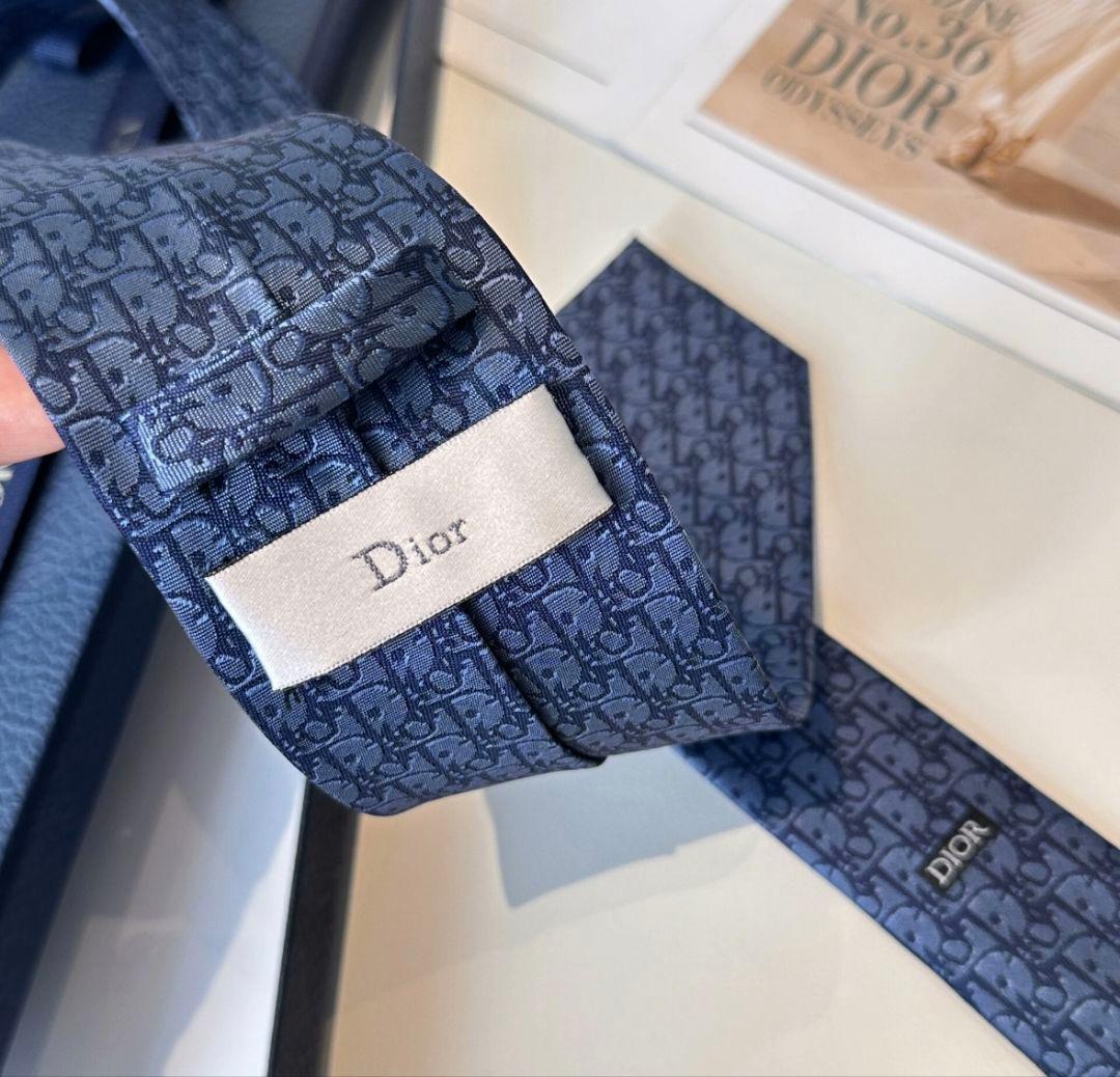 Dior ネクタイ ネイビー