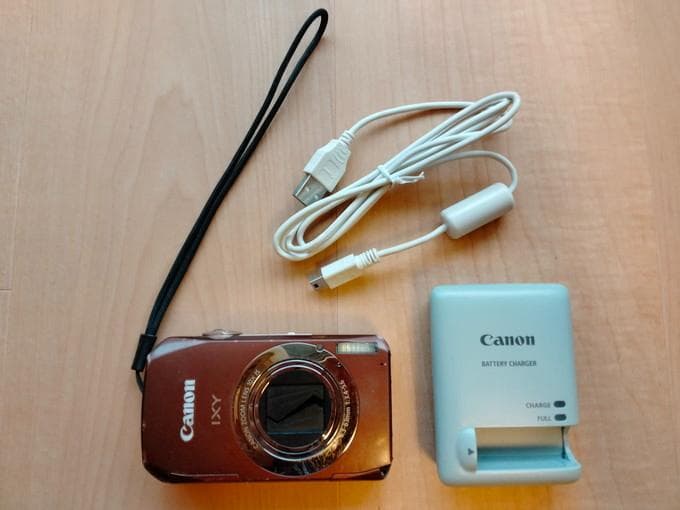 Canon IXY50S コンパクトデジタルカメラ　ジャンク品 動作可動確認