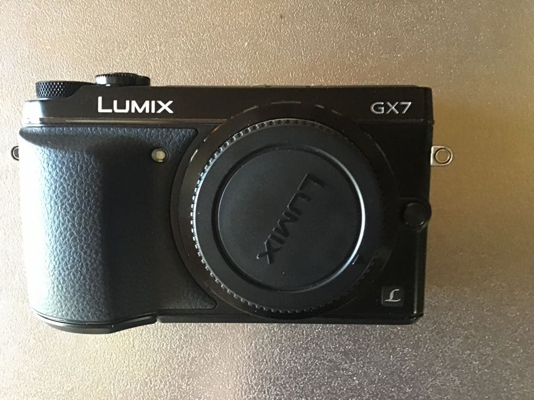 Panasonic LUMIX DMC-GX7 ボディブラック