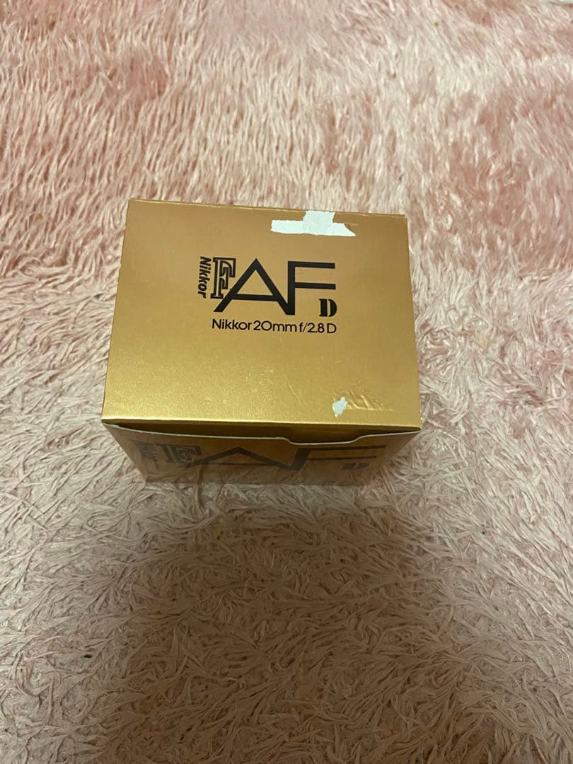 Nikkor 20mm f/2.8D AFレンズ　新品未使用品