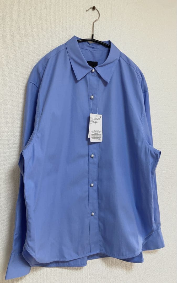 【新品未使用】Spick and Span パールボタンシャツ 現行品 2025