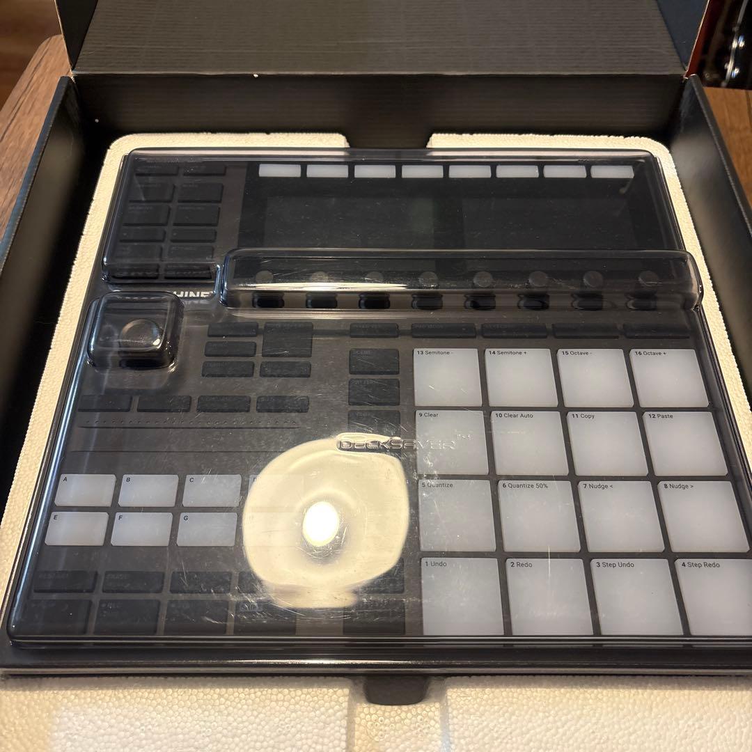 d*ん様 【出品最終日】美品MASCHINE MK3 (ケース付き)